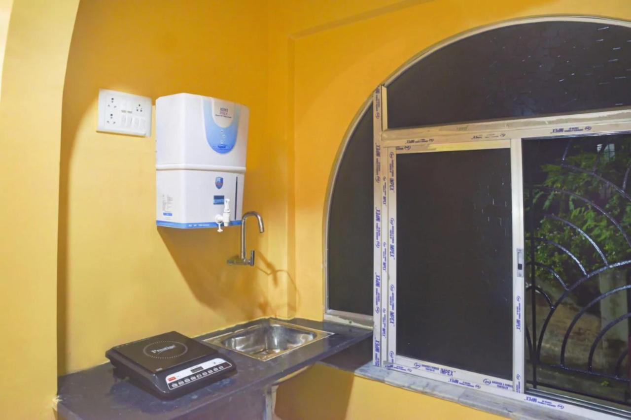 Goroomgo The Grand Inn Ruby Kolkata" Excellent Service Recommended & Couple Friendly " Exterior photo